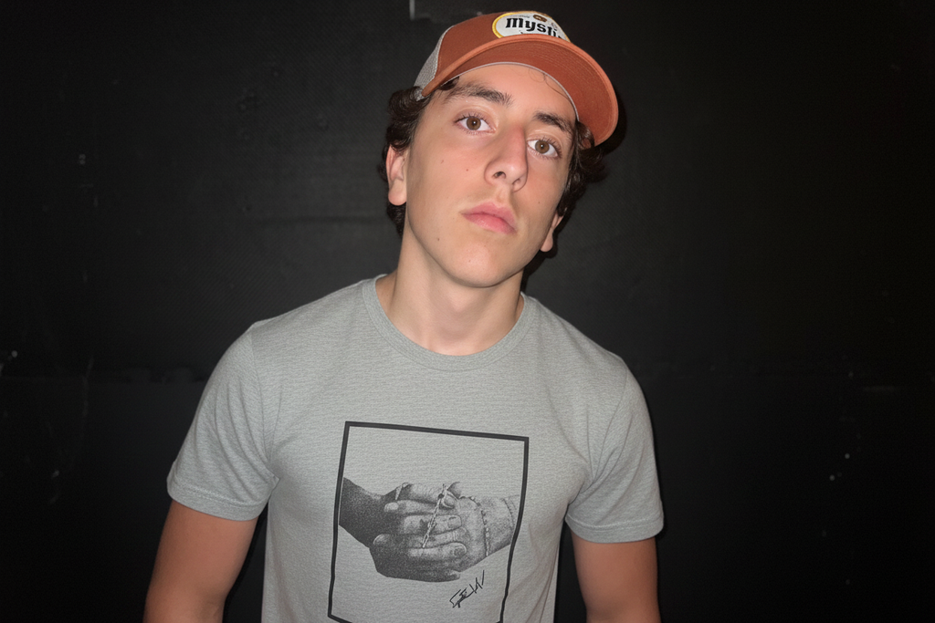 Sport Grey - Front Portrait